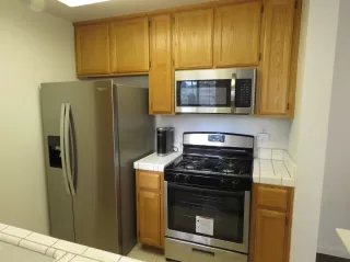 Photo #6: 221135082 Listing