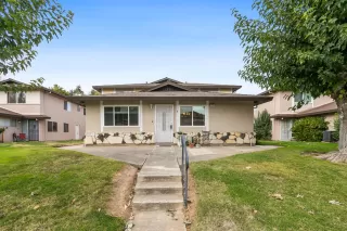 Photo #1: 221135150 Listing