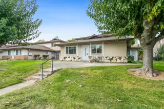 Photo #3: 221135150 Listing