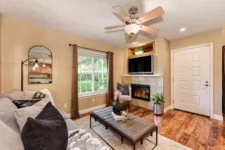 Photo #4: 221135262 Listing 