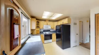 Photo #4: 221135826 Listing 