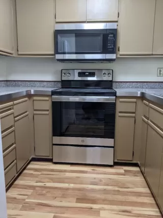 Photo #5: 221136153 Listing 