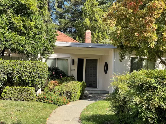 MLS: 221136973 Condo For Sale