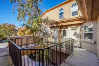 Photo #4: 221137222 Listing