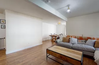 Photo #3: 221137228 Listing