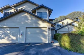 Photo #2: 221137270 Listing