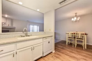 Photo #6: 221137270 Listing