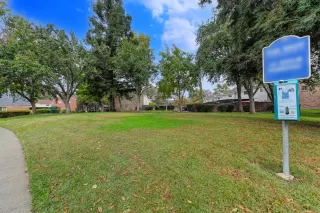 Photo #5: 221137280 Listing 