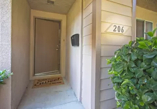 Photo #1: 221137853 Listing