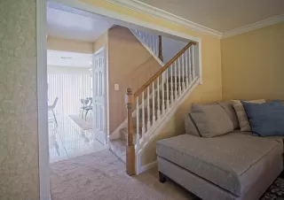 Photo #2: 221137853 Listing