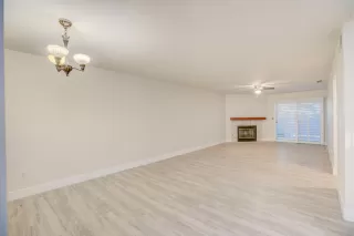 Photo #2: 221137885 Listing