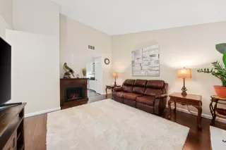 Photo #5: 221137937 Listing 