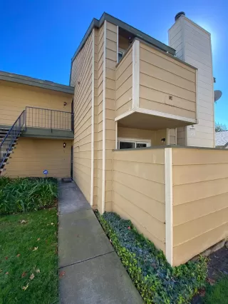 Photo #3: 221137943 Listing