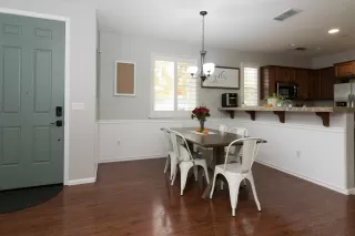 Photo #4: 221137952 Listing