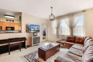 Photo #1: 221138236 Listing