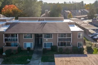 Photo #1: 221138307 Listing