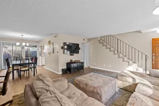 Photo #2: 221138509 Listing