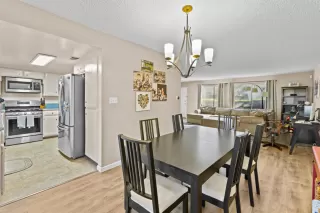 Photo #3: 221138509 Listing