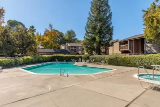 Photo #1: 221138592 Listing