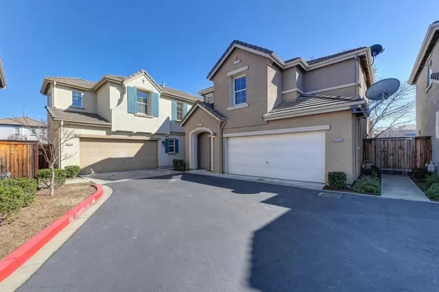 MLS: 221140063 Condo For Sale