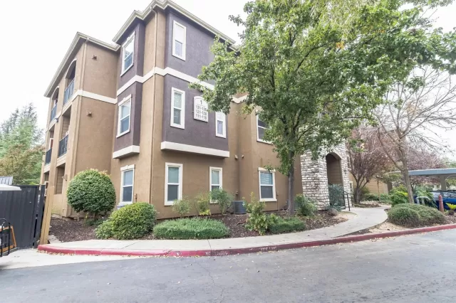 MLS: 221140112 Condo For Sale