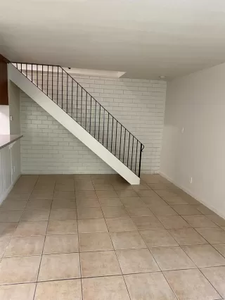 Photo #5: 221140199 Listing