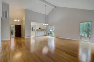 Photo #5: 221140310 Listing 