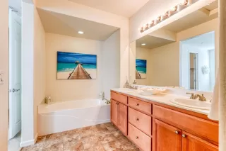 Photo #4: 221140516 Listing 