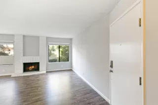 Photo #6: 221140855 Listing