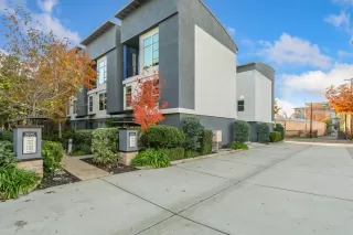 Photo #2: 221140917 Listing