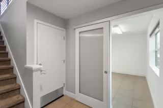 Photo #6: 221140917 Listing