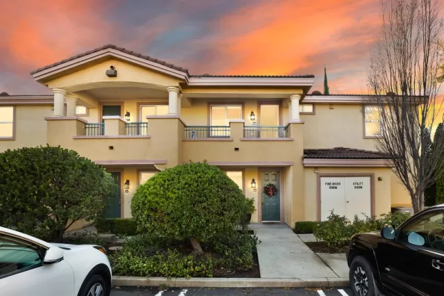 MLS: 221141054 Condo For Sale