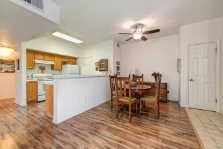 Photo #6: 221141423 Listing 