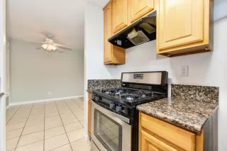 Photo #6: 221141577 Listing