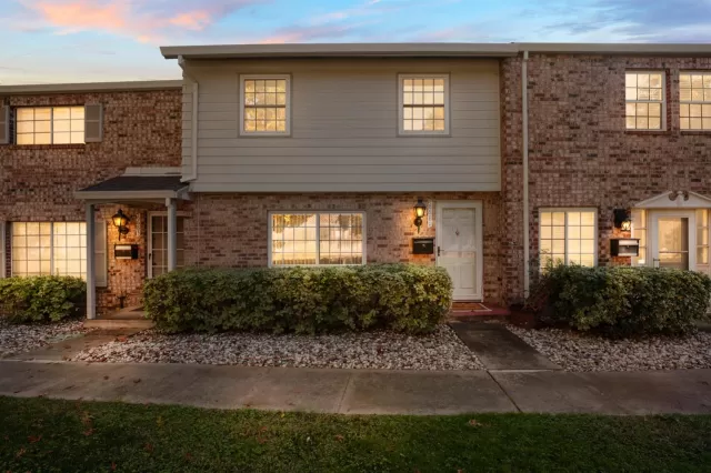 MLS: 221141634 Condo For Sale