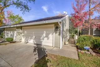 Photo #1: 221141702 Listing 