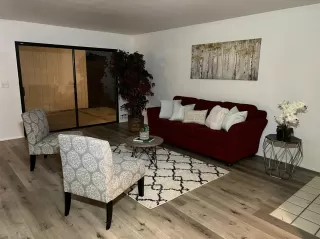 Photo #2: 221141945 Listing