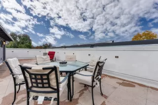 Photo #4: 221142229 Listing