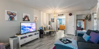 Photo #4: 221142412 Listing