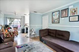 Photo #2: 221142567 Listing