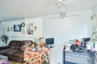 Photo #4: 221142567 Listing