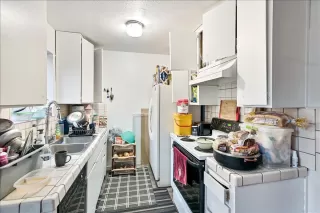 Photo #5: 221142567 Listing