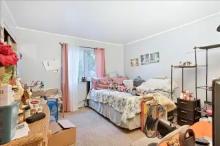 Photo #6: 221142567 Listing