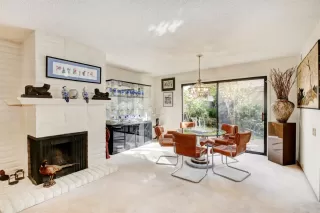 Photo #3: 221142839 Listing 