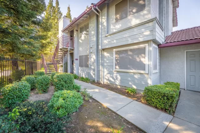 MLS: 221143072 Condo For Sale