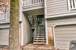 Photo #1: 221143161 Listing