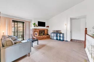 Photo #6: 221143161 Listing