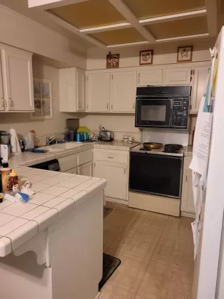 Photo #5: 221143240 Listing