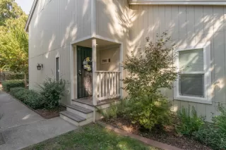 Photo #1: 221143282 Listing 