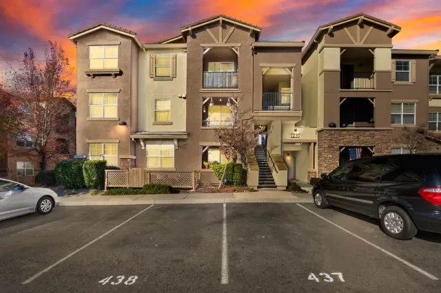 MLS: 221143352 Condo For Sale